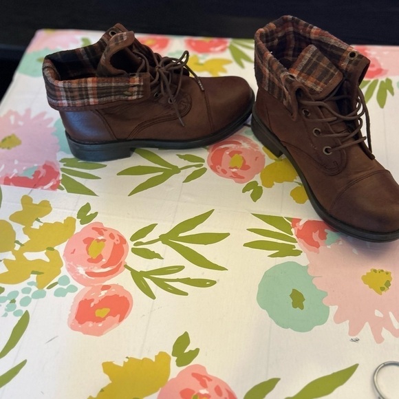 Arizona Fold-Over Boots size 9 - Picture 1 of 9